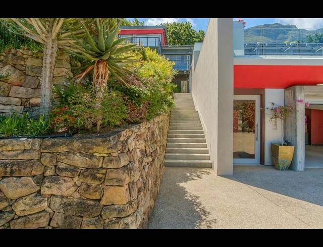 6 BEDROOM HOUSE FOR SALE IN VICTORSKLOOF